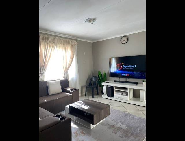 3 BEDROOM HOUSE FOR SALE IN AMANDASIG